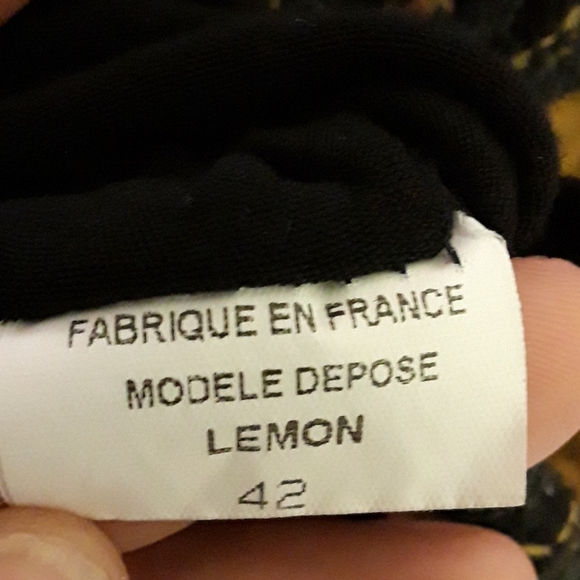 Chic black and gold top - Picture 12 of 12